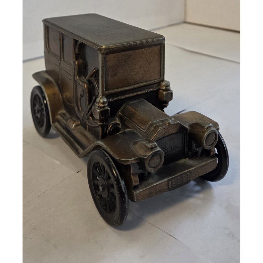 Vintage Cast Metal Car Coin Bank Antique Style Sedan Decorative Bank - Picture 7 of 11
